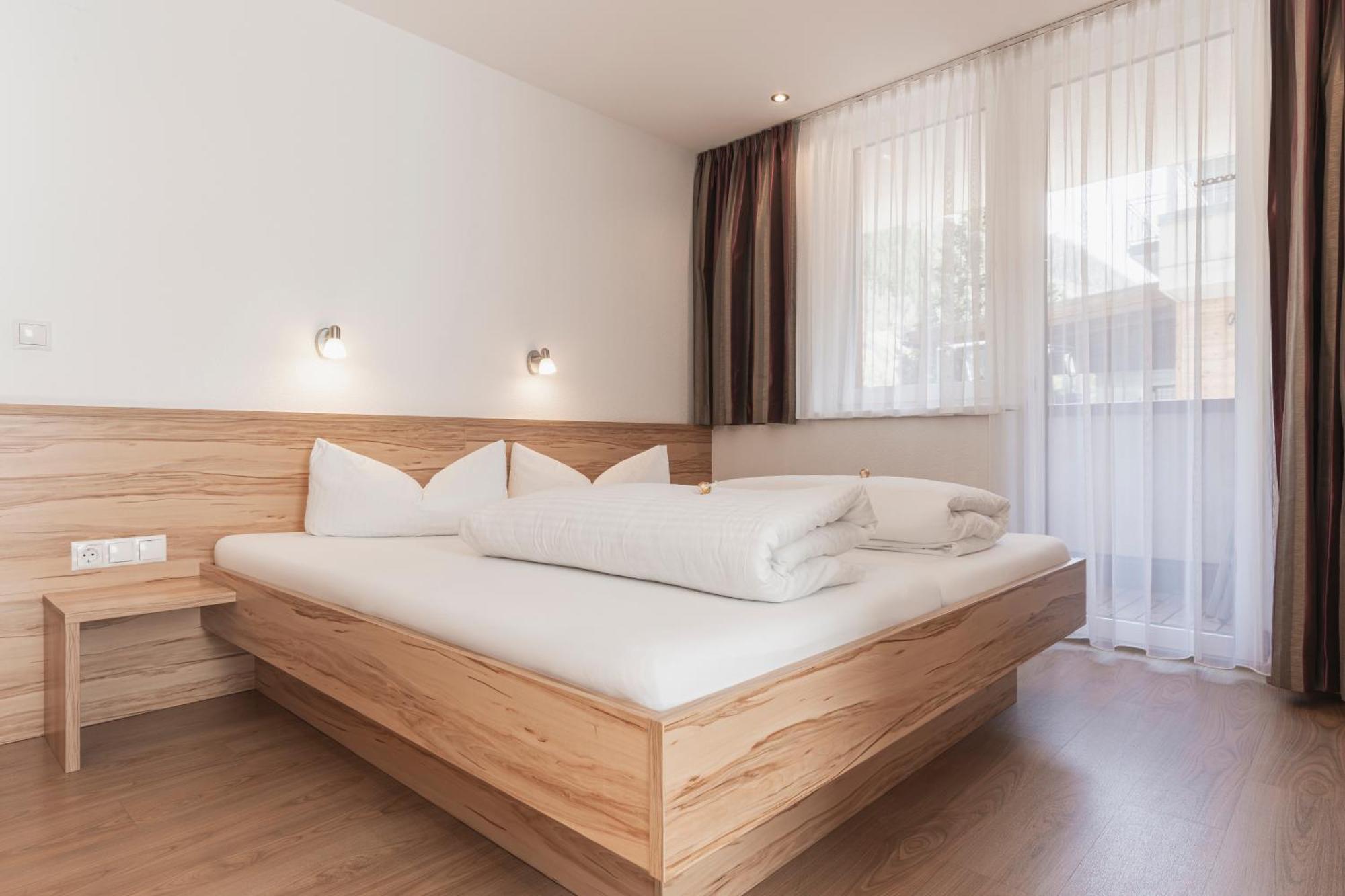 Birkheim Hotel Ischgl Ruang foto